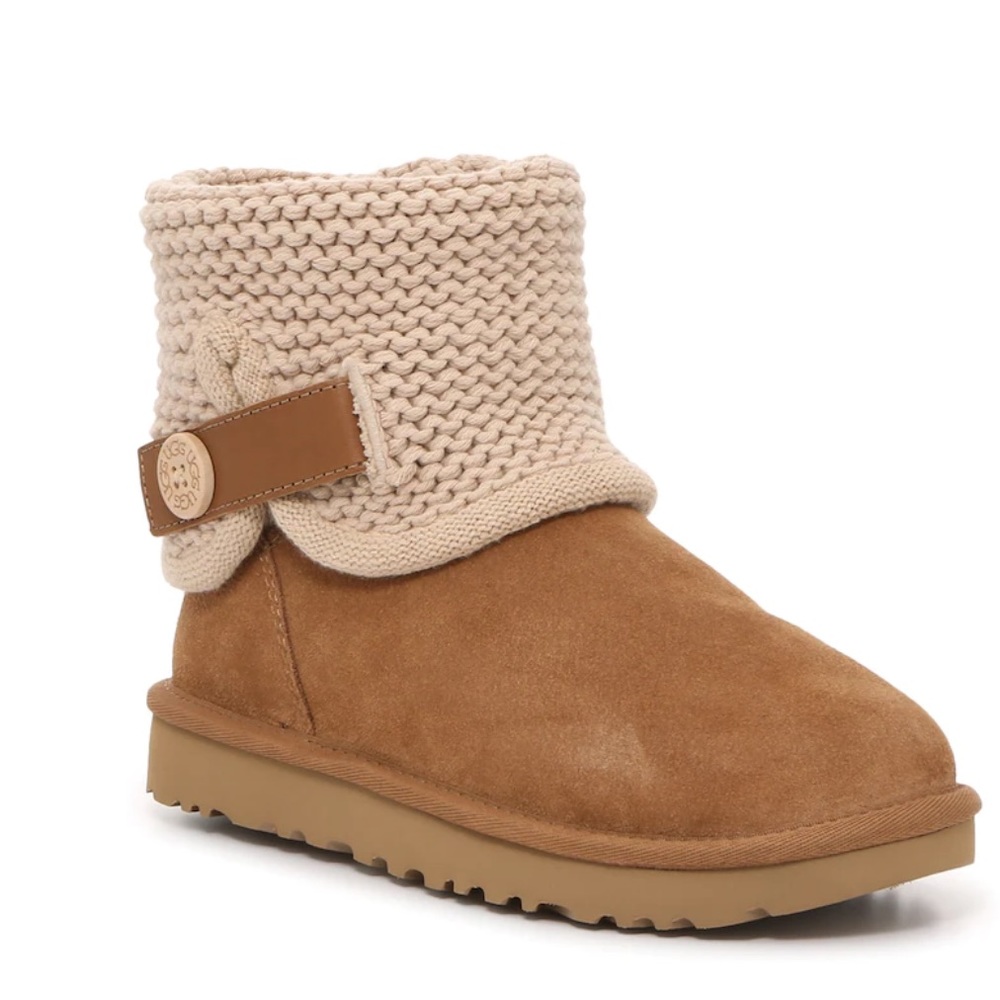 NWOT UGG Shania Boot sweater 9